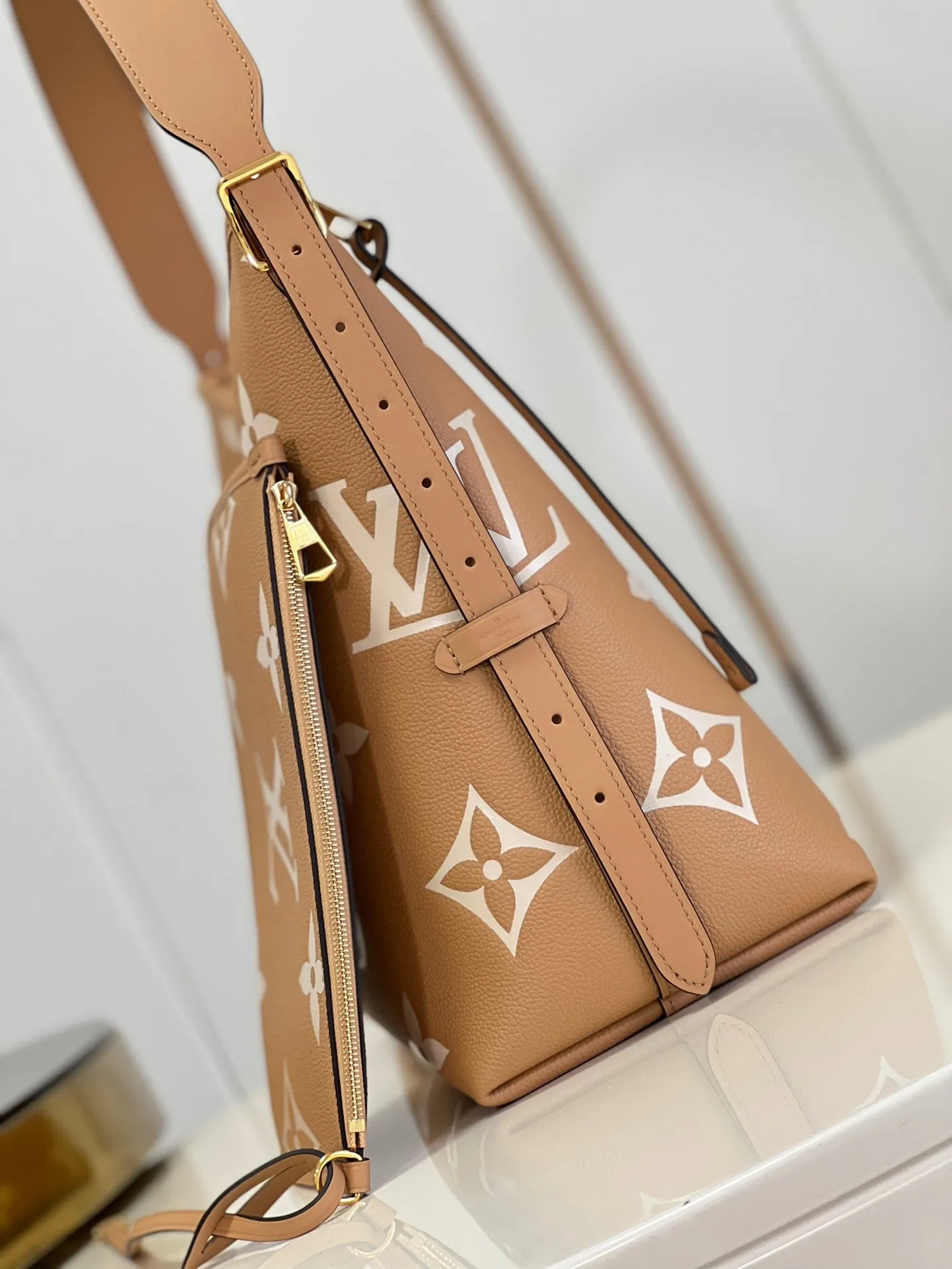 LB738 CarryAll MM / HIGHEST QUALITY VERSION