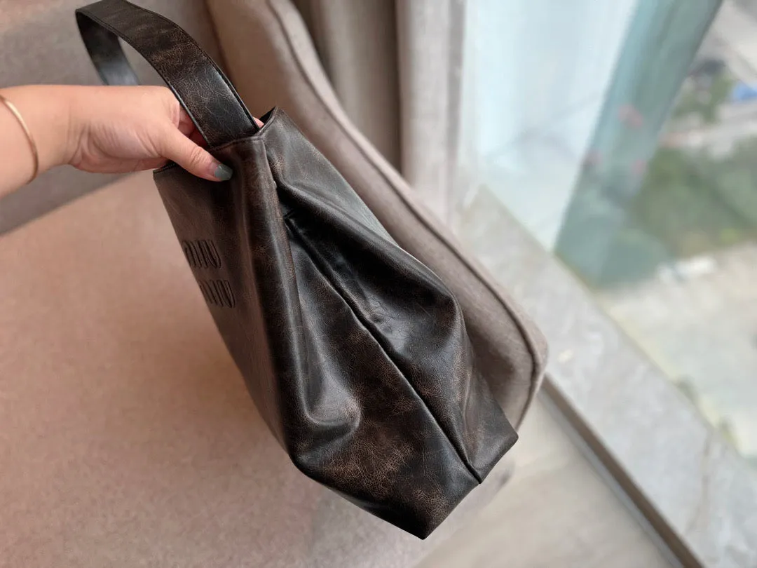 MIU001 Leather Hobo Bag / 15x14.1x3.9inch