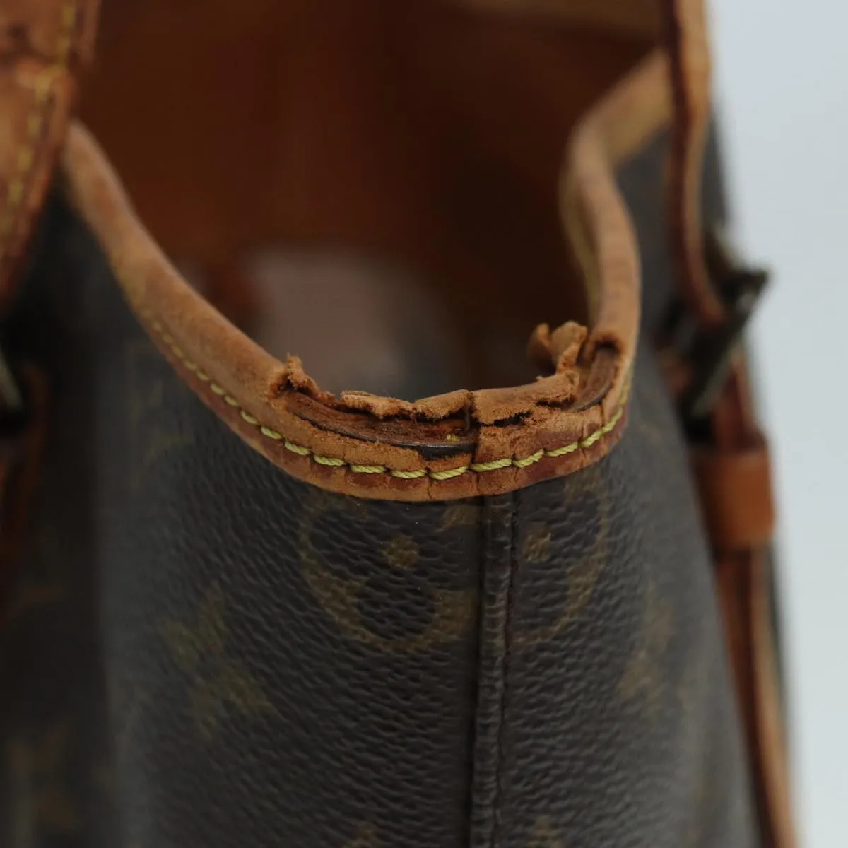 Trendy Inspired Louis Vuitton Monogram Bucket Gm Shoulder Bag Vintage M42236 Lv Auth Ar12502